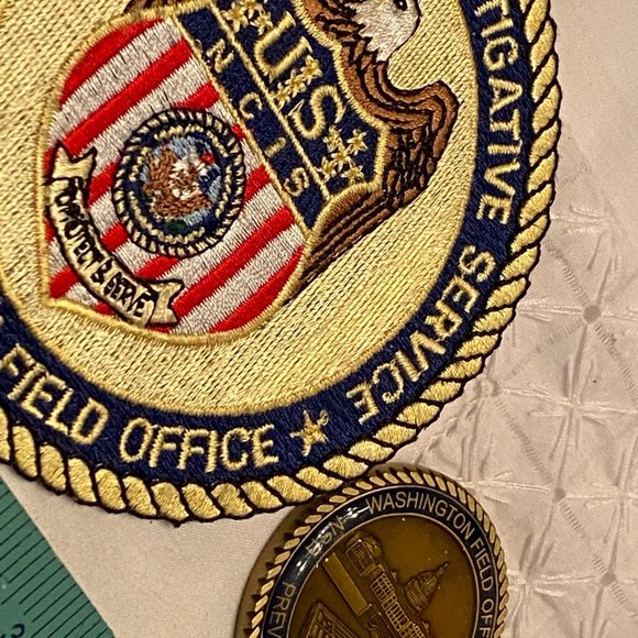 Bundle of Collectible & Official NCIS Patch & Coin - Picture 7 of 14